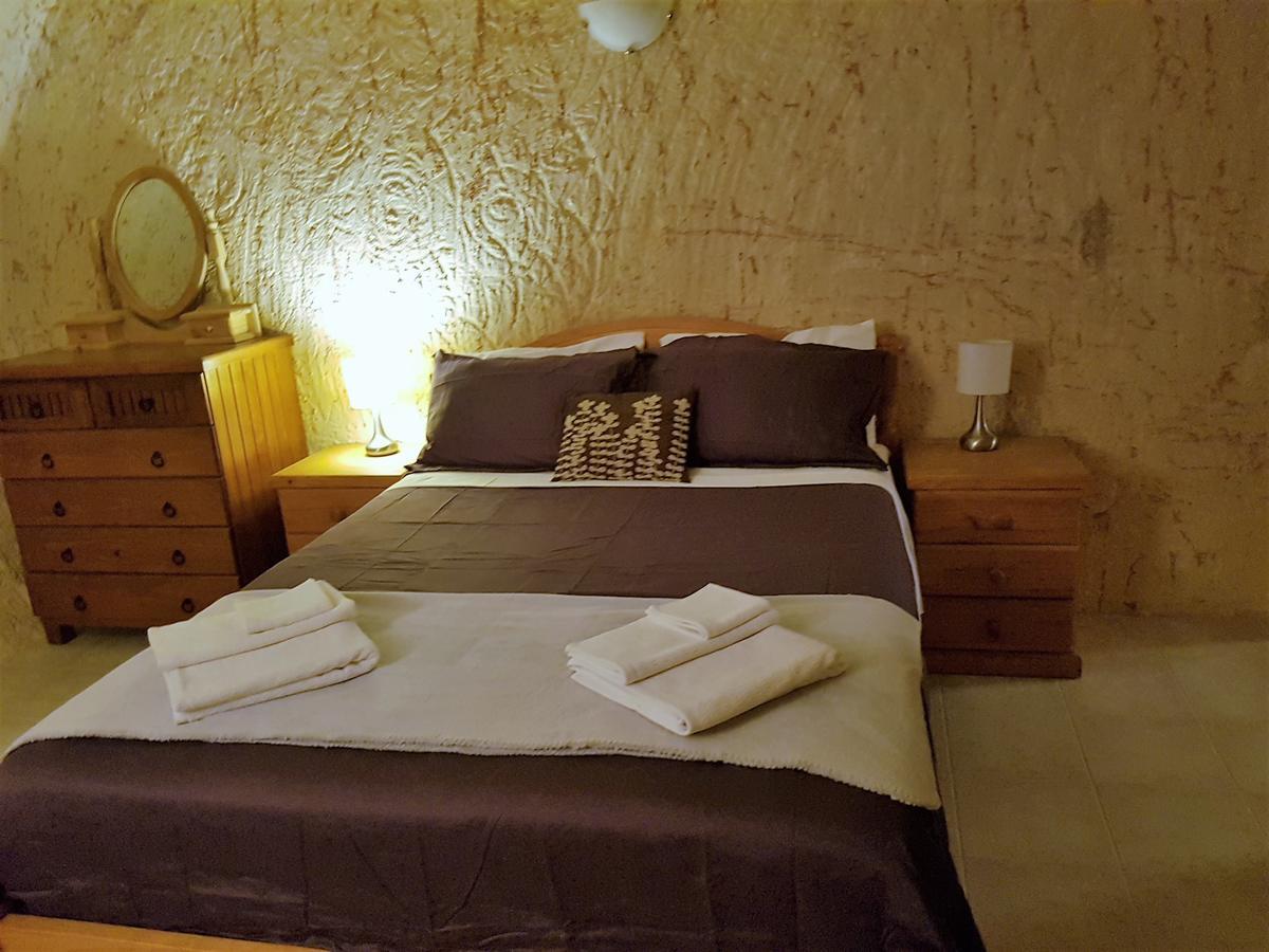 Underground Gem Apartment Кубър Педи Екстериор снимка